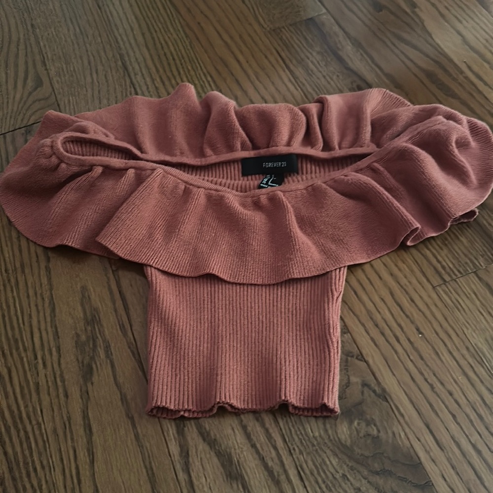 Forever 21 size small crop top